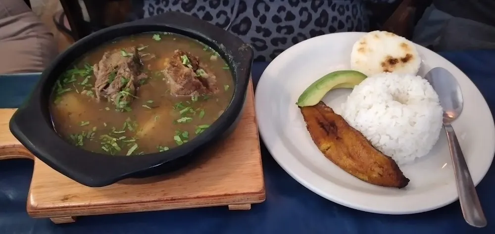 Sancocho De Costilla De Res